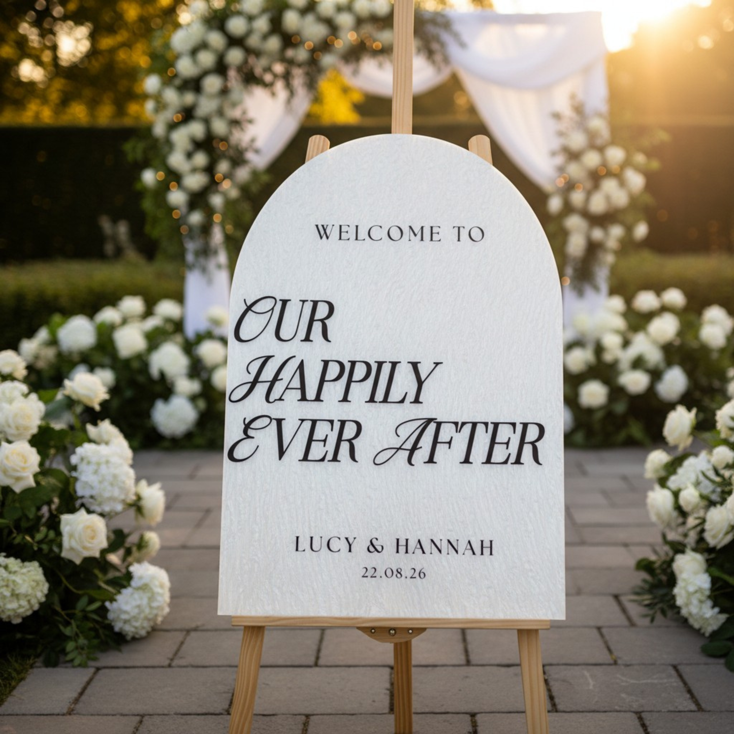Personalised Arch Wedding Welcome Sign – Pearl Premium Acrylic